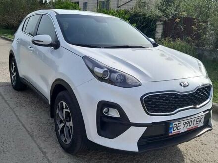 Білий Кіа Sportage, об'ємом двигуна 1.59 л та пробігом 39 тис. км за 20800 $, фото 1 на Automoto.ua