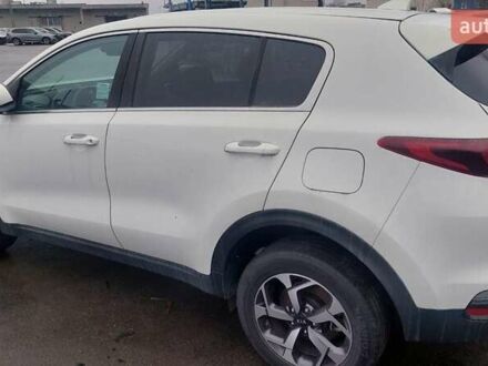 Белый Киа Sportage, объемом двигателя 2.4 л и пробегом 62 тыс. км за 13999 $, фото 1 на Automoto.ua