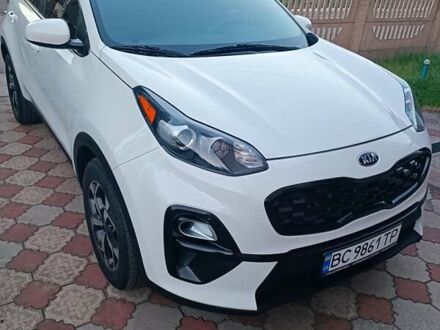 Киа Sportage 2020 в Львове на Automoto.ua Белый Киа Sportage, объемом двигателя 2.36 л и пробегом 39 тыс. км за 17600 $, фото 1 на Automoto.ua