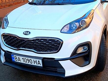 Білий Кіа Sportage, об'ємом двигуна 1.6 л та пробігом 69 тис. км за 21500 $, фото 1 на Automoto.ua