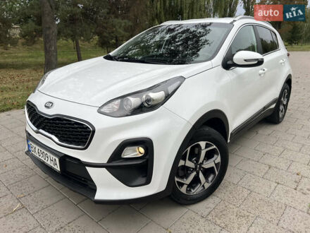 Білий Кіа Sportage, об'ємом двигуна 1.59 л та пробігом 60 тис. км за 18800 $, фото 1 на Automoto.ua