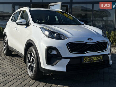 Кіа Sportage 2021 у Мукачеве на Automoto.ua Білий Кіа Sportage, об'ємом двигуна 1.59 л та пробігом 50 тис. км за 18800 $, фото 1 на Automoto.ua