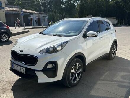 Білий Кіа Sportage, об'ємом двигуна 1.59 л та пробігом 29 тис. км за 20600 $, фото 1 на Automoto.ua