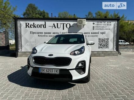 Білий Кіа Sportage, об'ємом двигуна 1.59 л та пробігом 23 тис. км за 20900 $, фото 1 на Automoto.ua