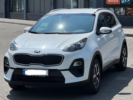 Білий Кіа Sportage, об'ємом двигуна 1.59 л та пробігом 44 тис. км за 21400 $, фото 1 на Automoto.ua