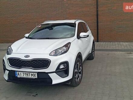 Киа Sportage 2021 в Казатине на Automoto.ua Белый Киа Sportage, объемом двигателя 1.6 л и пробегом 34 тыс. км за 21700 $, фото 1 на Automoto.ua