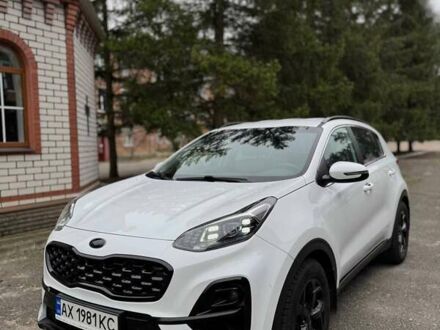 Білий Кіа Sportage, об'ємом двигуна 2 л та пробігом 103 тис. км за 23500 $, фото 1 на Automoto.ua
