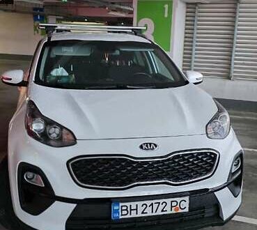 Белый Киа Sportage, объемом двигателя 1.59 л и пробегом 97 тыс. км за 19000 $, фото 1 на Automoto.ua