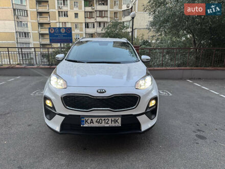 Білий Кіа Sportage, об'ємом двигуна 1.59 л та пробігом 50 тис. км за 21500 $, фото 1 на Automoto.ua