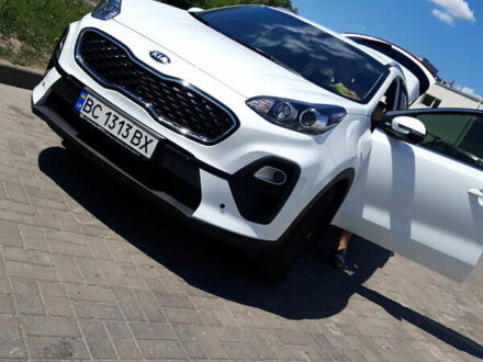 Білий Кіа Sportage, об'ємом двигуна 1.59 л та пробігом 40 тис. км за 21999 $, фото 1 на Automoto.ua