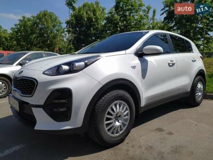 Белый Киа Sportage, объемом двигателя 1.59 л и пробегом 25 тыс. км за 21500 $, фото 1 на Automoto.ua