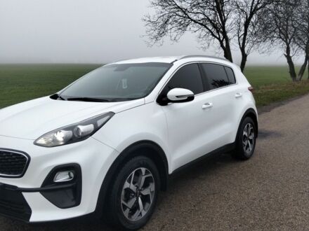 Білий Кіа Sportage, об'ємом двигуна 1.6 л та пробігом 85 тис. км за 20100 $, фото 1 на Automoto.ua