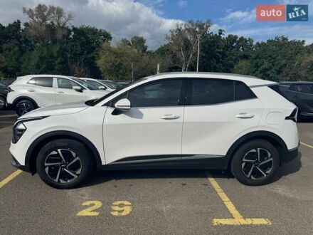 Білий Кіа Sportage, об'ємом двигуна 1.6 л та пробігом 10 тис. км за 27900 $, фото 1 на Automoto.ua