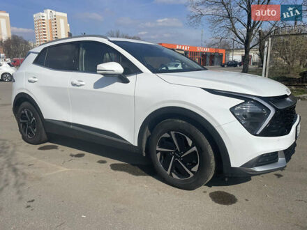 Киа Sportage 2023 в Харькове на Automoto.ua Белый Киа Sportage, объемом двигателя 2 л и пробегом 22 тыс. км за 26890 $, фото 1 на Automoto.ua
