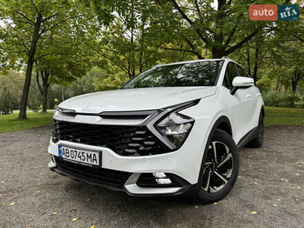 Киа Sportage 2024 в Хмельницком на Automoto.ua Белый Киа Sportage, объемом двигателя 1.6 л и пробегом 6 тыс. км за 31999 $, фото 1 на Automoto.ua