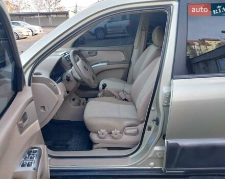 Бежевый Киа Sportage, объемом двигателя 1.98 л и пробегом 184 тыс. км за 6500 $, фото 22 на Automoto.ua