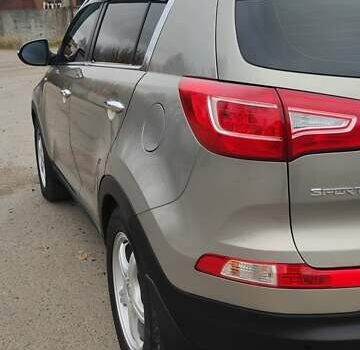 Бежевый Киа Sportage, объемом двигателя 2 л и пробегом 262 тыс. км за 12100 $, фото 35 на Automoto.ua