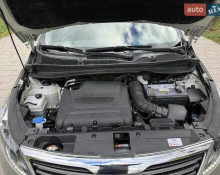 Кіа Sportage 2013 у Вінниці на Automoto.ua Бежевий Кіа Sportage, об'ємом двигуна 2 л та пробігом 92 тис. км за 15800 $, фото 81 на Automoto.ua