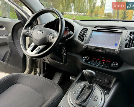 Кіа Sportage 2013 у Вінниці на Automoto.ua Бежевий Кіа Sportage, об'ємом двигуна 2 л та пробігом 92 тис. км за 15800 $, фото 47 на Automoto.ua
