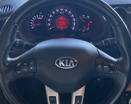 Киа Sportage 2013 в Киеве на Automoto.ua Бежевый Киа Sportage, объемом двигателя 2 л и пробегом 204 тыс. км за 11800 $, фото 6 на Automoto.ua
