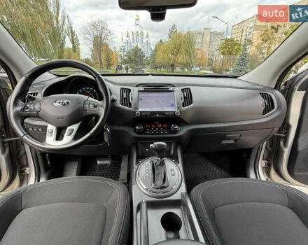 Кіа Sportage 2013 у Вінниці на Automoto.ua Бежевий Кіа Sportage, об'ємом двигуна 2 л та пробігом 92 тис. км за 15800 $, фото 38 на Automoto.ua