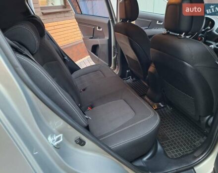 Бежевый Киа Sportage, объемом двигателя 1.69 л и пробегом 115 тыс. км за 15600 $, фото 46 на Automoto.ua