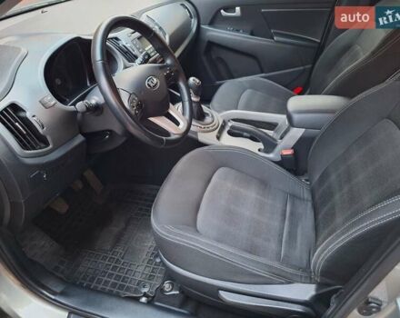 Бежевый Киа Sportage, объемом двигателя 1.69 л и пробегом 115 тыс. км за 15600 $, фото 30 на Automoto.ua