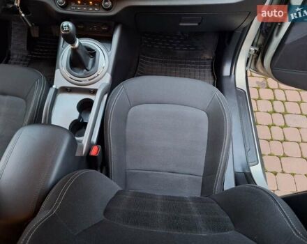 Бежевый Киа Sportage, объемом двигателя 1.69 л и пробегом 115 тыс. км за 15600 $, фото 51 на Automoto.ua