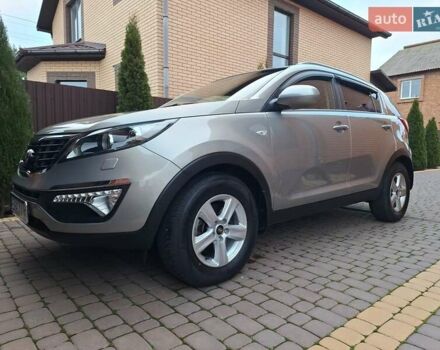 Бежевый Киа Sportage, объемом двигателя 1.69 л и пробегом 115 тыс. км за 15600 $, фото 7 на Automoto.ua