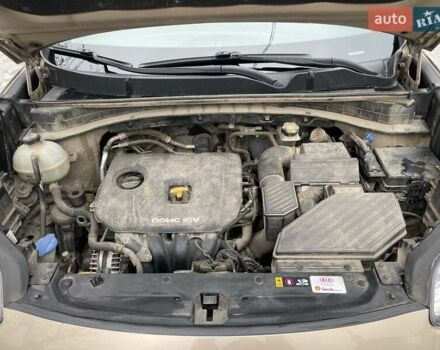 Бежевый Киа Sportage, объемом двигателя 2 л и пробегом 180 тыс. км за 15300 $, фото 21 на Automoto.ua