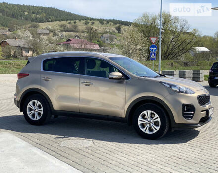 Бежевый Киа Sportage, объемом двигателя 1.69 л и пробегом 141 тыс. км за 16500 $, фото 4 на Automoto.ua