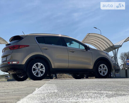 Бежевий Кіа Sportage, об'ємом двигуна 1.69 л та пробігом 141 тис. км за 16500 $, фото 8 на Automoto.ua