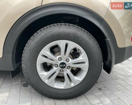 Бежевый Киа Sportage, объемом двигателя 2 л и пробегом 180 тыс. км за 15300 $, фото 23 на Automoto.ua
