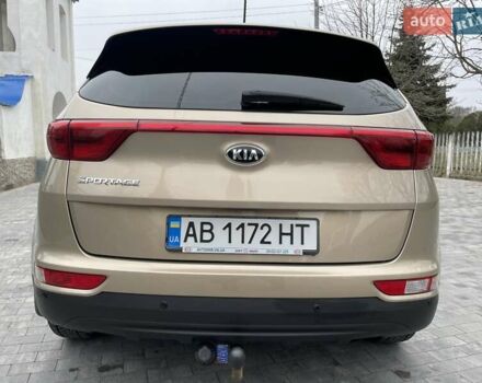 Бежевый Киа Sportage, объемом двигателя 2 л и пробегом 180 тыс. км за 15300 $, фото 7 на Automoto.ua