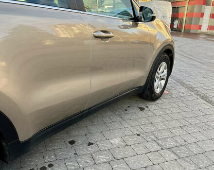 Бежевый Киа Sportage, объемом двигателя 2 л и пробегом 196 тыс. км за 14100 $, фото 8 на Automoto.ua
