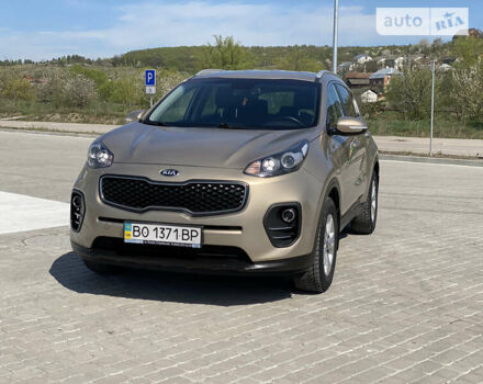 Бежевий Кіа Sportage, об'ємом двигуна 1.69 л та пробігом 141 тис. км за 16500 $, фото 1 на Automoto.ua