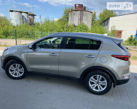 Бежевый Киа Sportage, объемом двигателя 2 л и пробегом 99 тыс. км за 20599 $, фото 6 на Automoto.ua