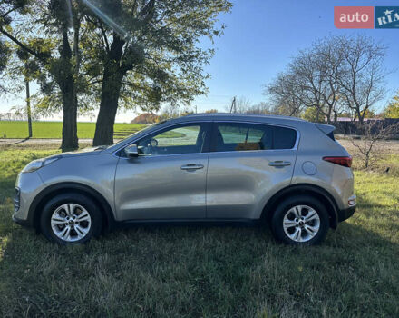 Бежевый Киа Sportage, объемом двигателя 1.69 л и пробегом 218 тыс. км за 15400 $, фото 8 на Automoto.ua