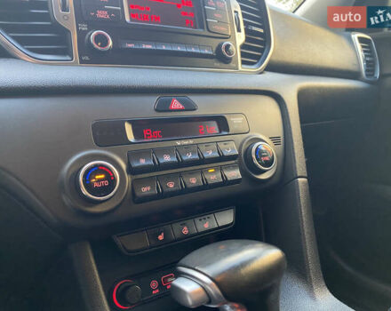 Бежевый Киа Sportage, объемом двигателя 1.69 л и пробегом 83 тыс. км за 18490 $, фото 76 на Automoto.ua