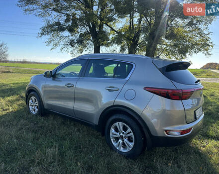 Бежевый Киа Sportage, объемом двигателя 1.69 л и пробегом 218 тыс. км за 15400 $, фото 7 на Automoto.ua