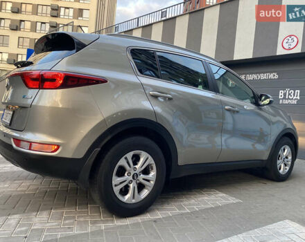 Бежевый Киа Sportage, объемом двигателя 1.69 л и пробегом 83 тыс. км за 18490 $, фото 45 на Automoto.ua