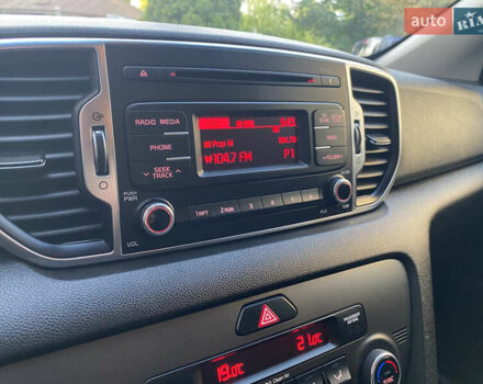 Бежевый Киа Sportage, объемом двигателя 1.69 л и пробегом 83 тыс. км за 18490 $, фото 79 на Automoto.ua