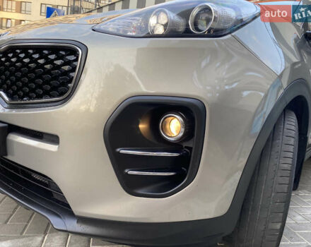 Бежевый Киа Sportage, объемом двигателя 1.69 л и пробегом 83 тыс. км за 18490 $, фото 68 на Automoto.ua