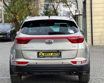 Бежевий Кіа Sportage, об'ємом двигуна 1.7 л та пробігом 95 тис. км за 18600 $, фото 4 на Automoto.ua