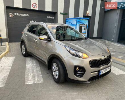 Бежевый Киа Sportage, объемом двигателя 1.69 л и пробегом 83 тыс. км за 18490 $, фото 4 на Automoto.ua
