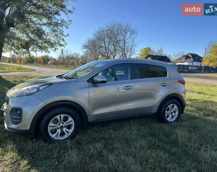 Бежевый Киа Sportage, объемом двигателя 1.69 л и пробегом 218 тыс. км за 15400 $, фото 9 на Automoto.ua