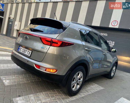 Бежевый Киа Sportage, объемом двигателя 1.69 л и пробегом 83 тыс. км за 18490 $, фото 42 на Automoto.ua