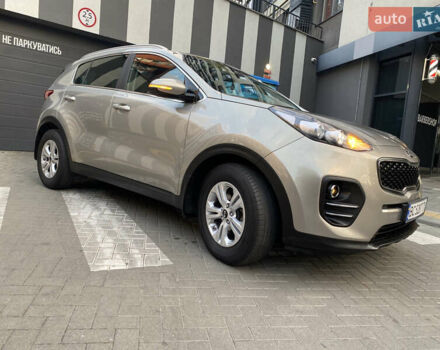 Бежевый Киа Sportage, объемом двигателя 1.69 л и пробегом 83 тыс. км за 18490 $, фото 6 на Automoto.ua