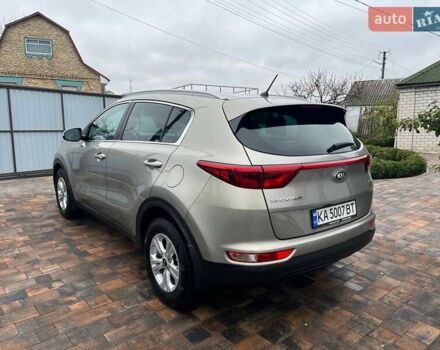 Бежевый Киа Sportage, объемом двигателя 1.69 л и пробегом 97 тыс. км за 18600 $, фото 3 на Automoto.ua