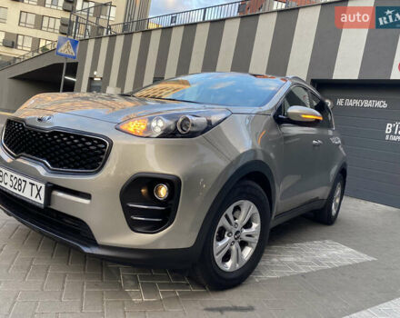 Бежевый Киа Sportage, объемом двигателя 1.69 л и пробегом 83 тыс. км за 18490 $, фото 10 на Automoto.ua